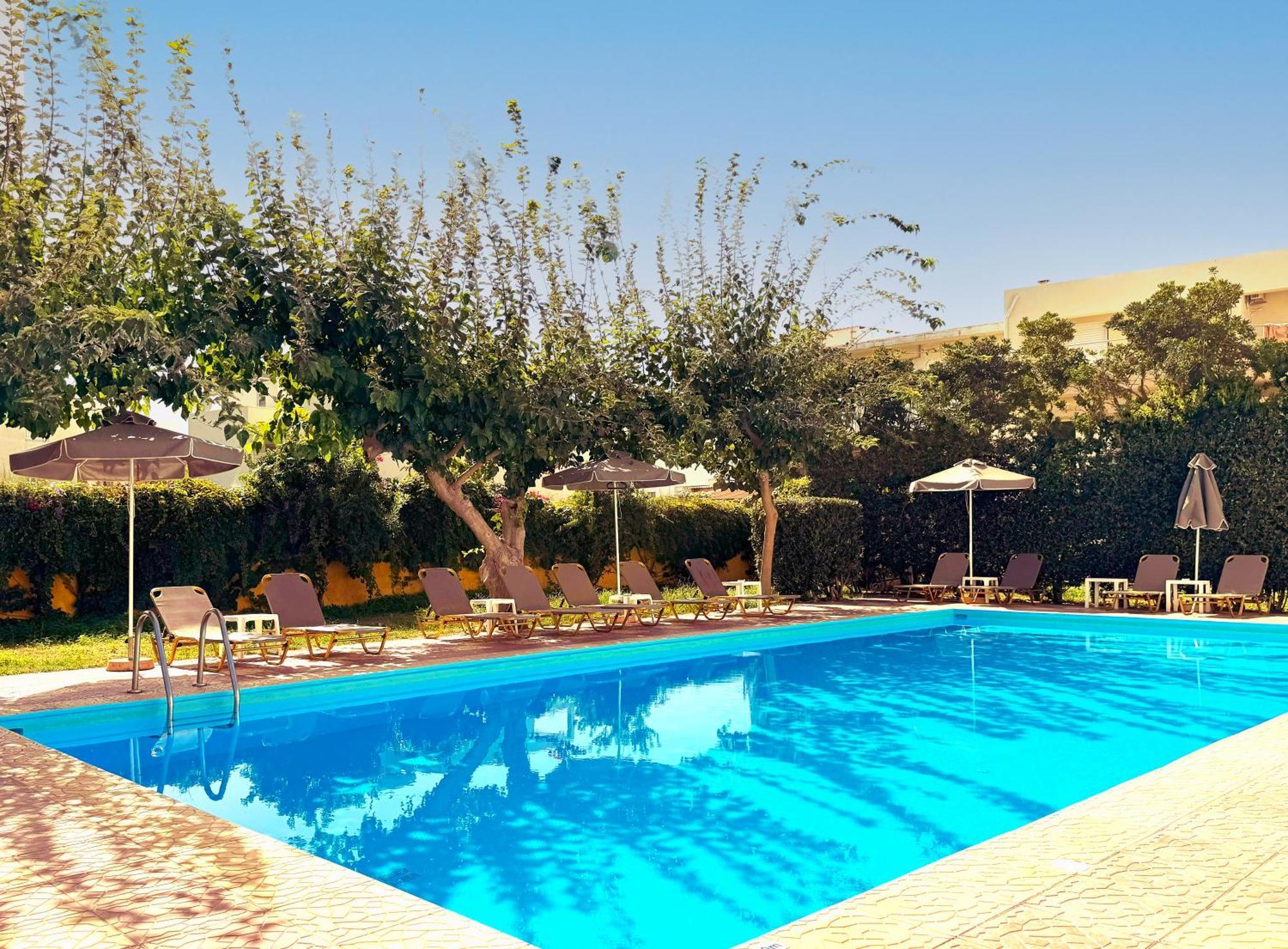 Domenica Apartments Rethymno  Bagian luar foto