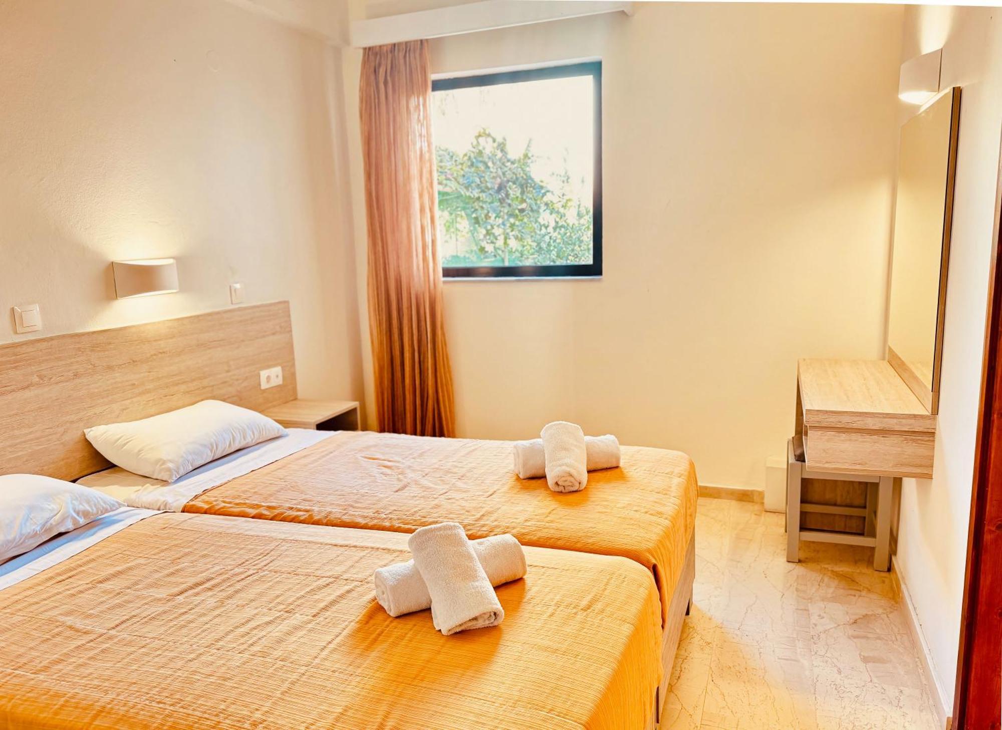Domenica Apartments Rethymno  Ruang foto