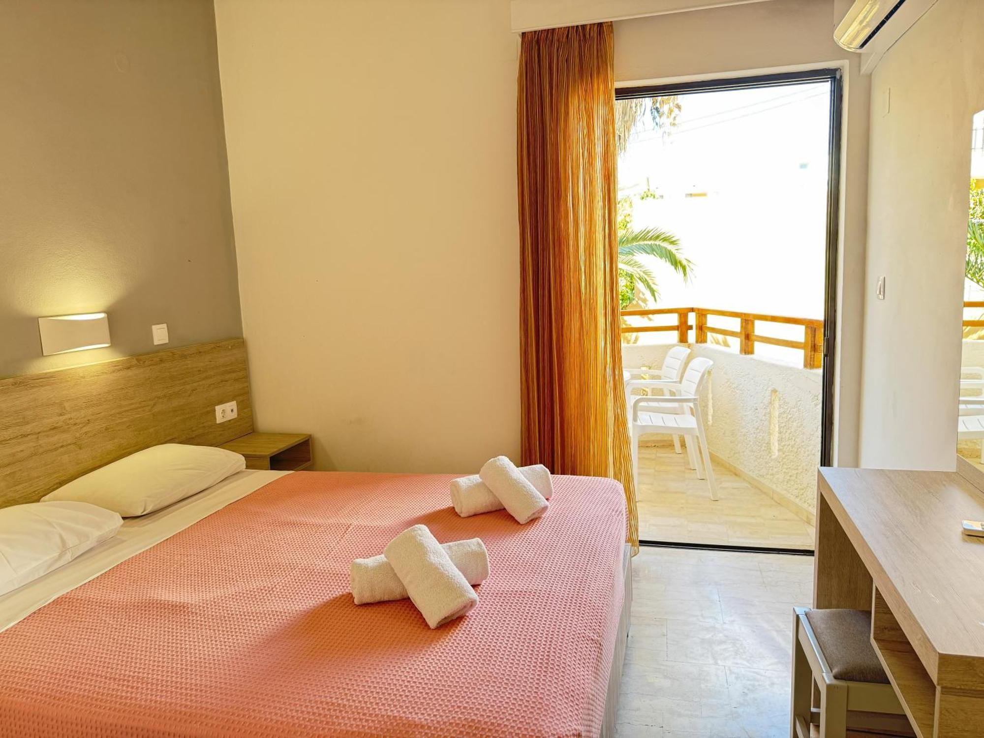 Domenica Apartments Rethymno  Ruang foto