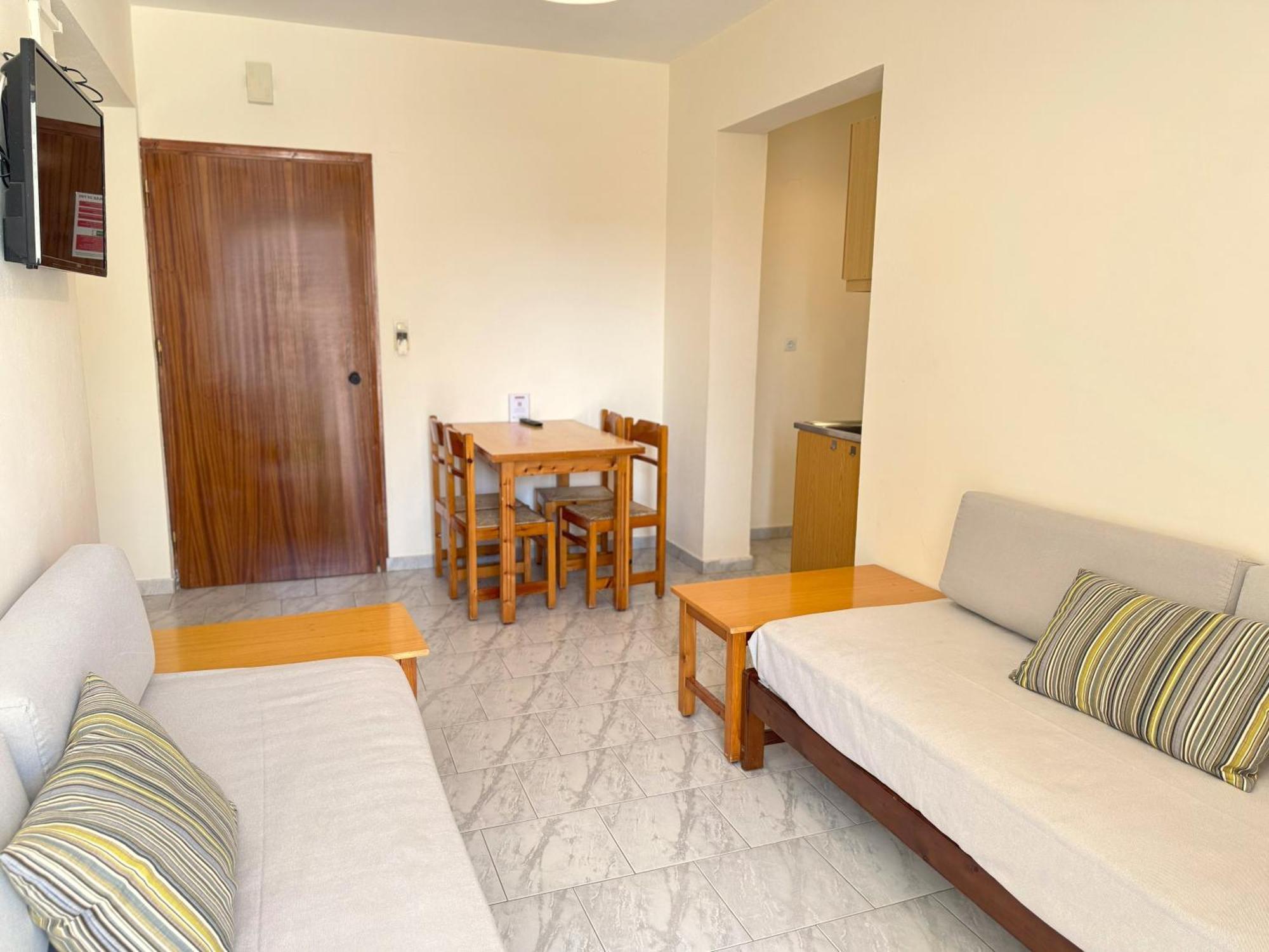 Domenica Apartments Rethymno  Ruang foto